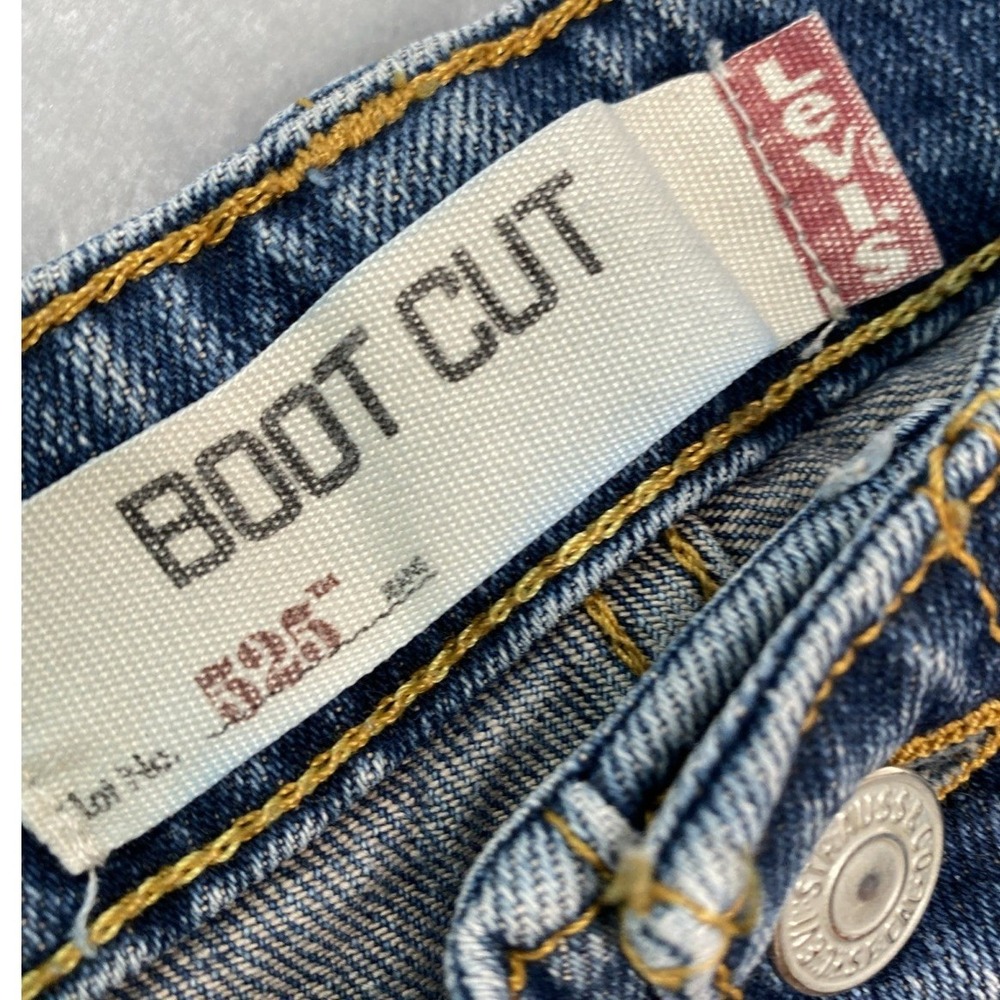 Vintage 00s Levi's 525 Boot Cut Denim Jeans Women's 10 M Blue Stretch Workwear - Picture 3 of 7